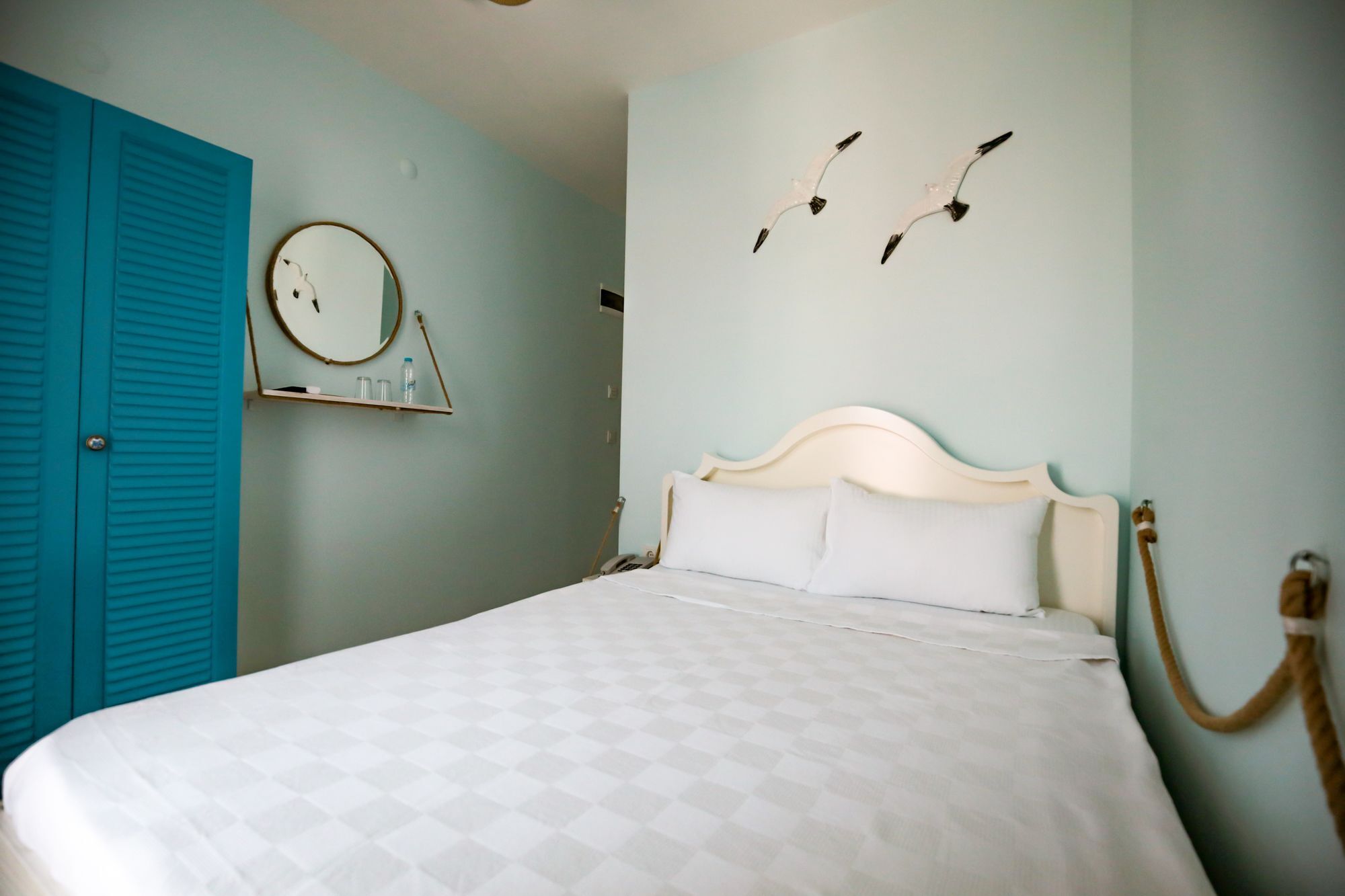 Menendi Otel Foça Luaran gambar